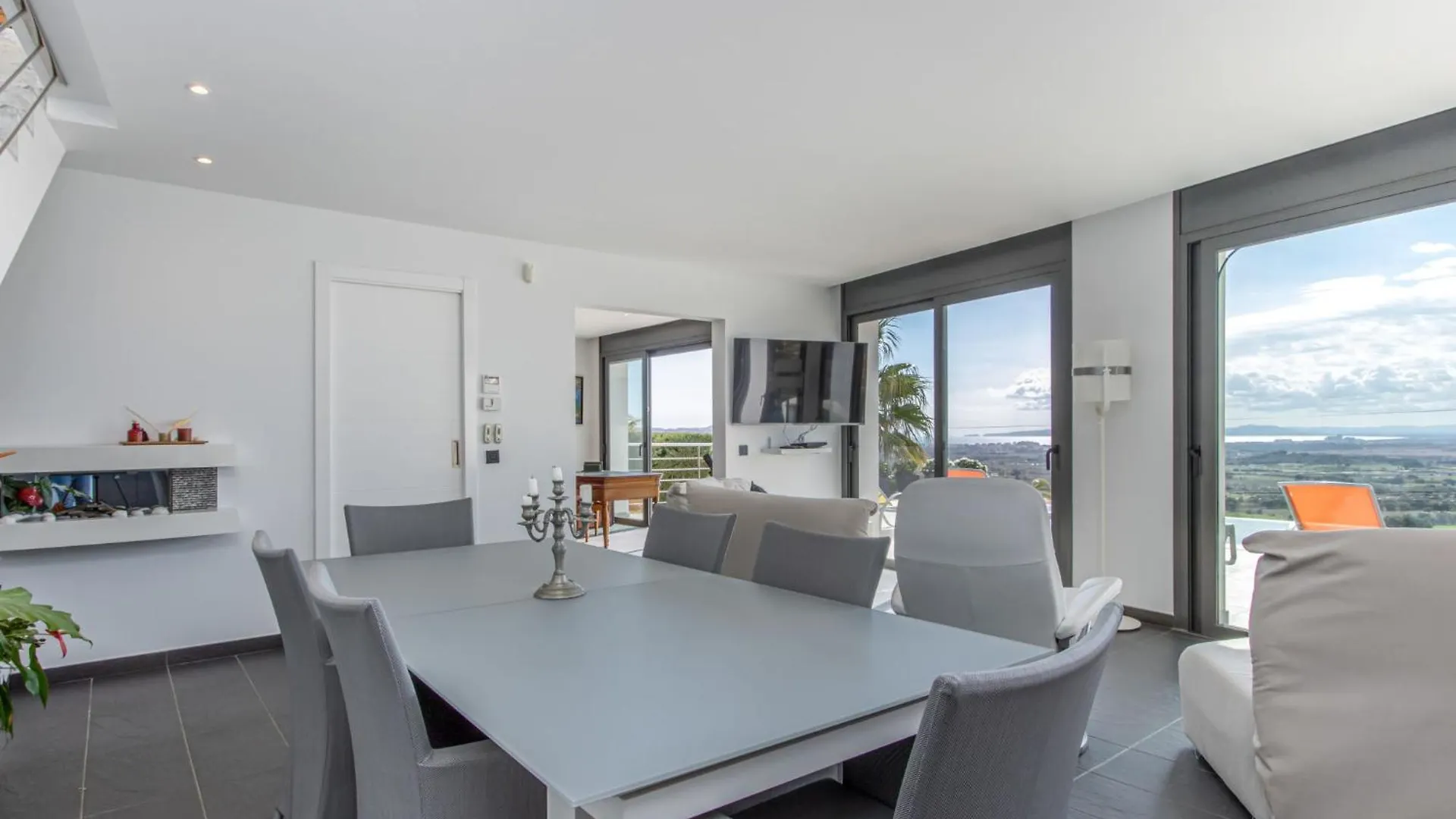Villa Luxury By Interhome Empuriabrava