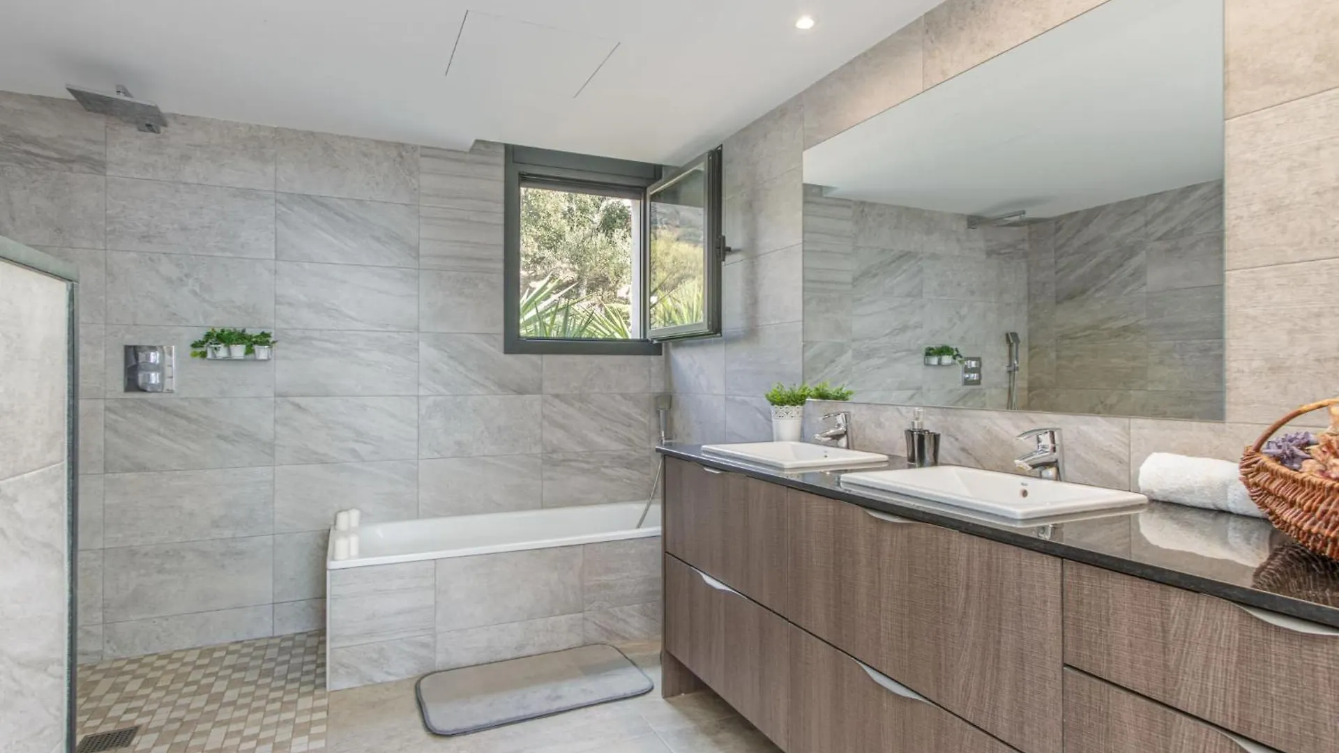 Villa Luxury By Interhome Empuriabrava