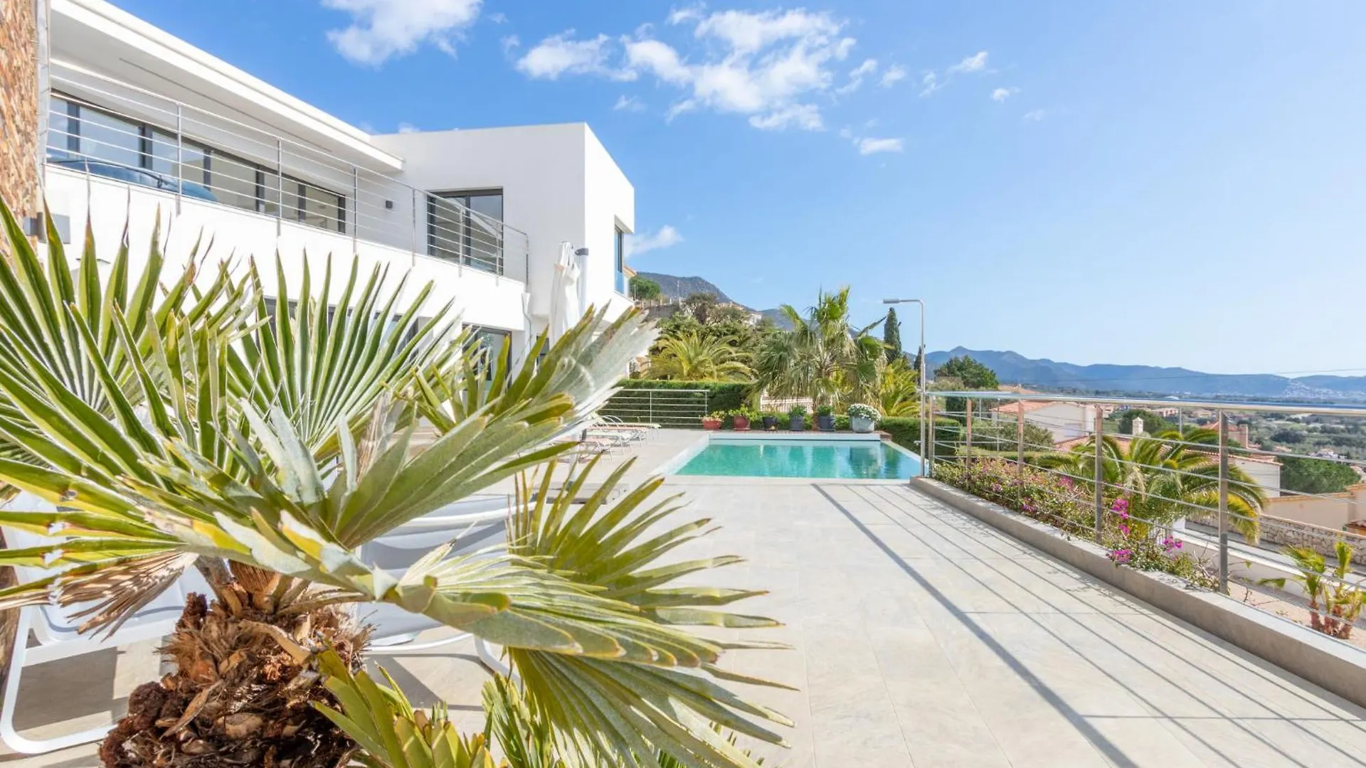 Villa Luxury By Interhome Empuriabrava
